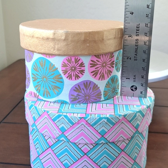 Cute Round Decorative Paper Storage Gift Box 6" 5" Two Pink Blue Gold Geometric - Picture 10 of 15